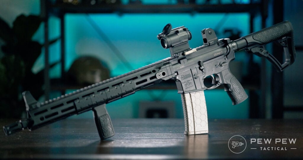 Aimpoint Comp M5 on Daniel Defense DDM4 V7